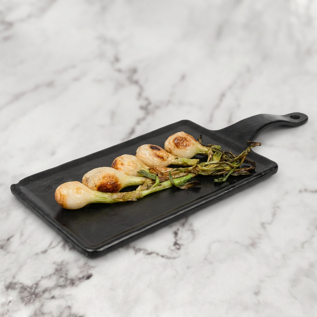 Cebolla Cambray (5) | Grilled Green Onions (5).