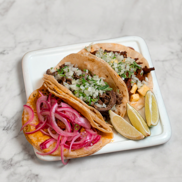 3 Tacos + 1 Can Pop | 3 Tacos + 1 Refresco en Lata.